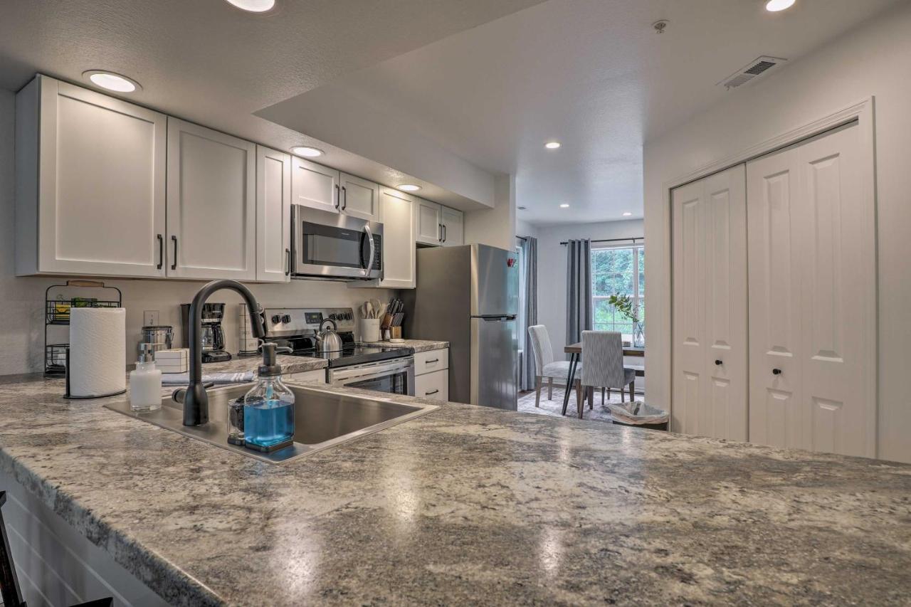 Branson Lakefront Condo With Sunroom And Lake Views! Buitenkant foto
